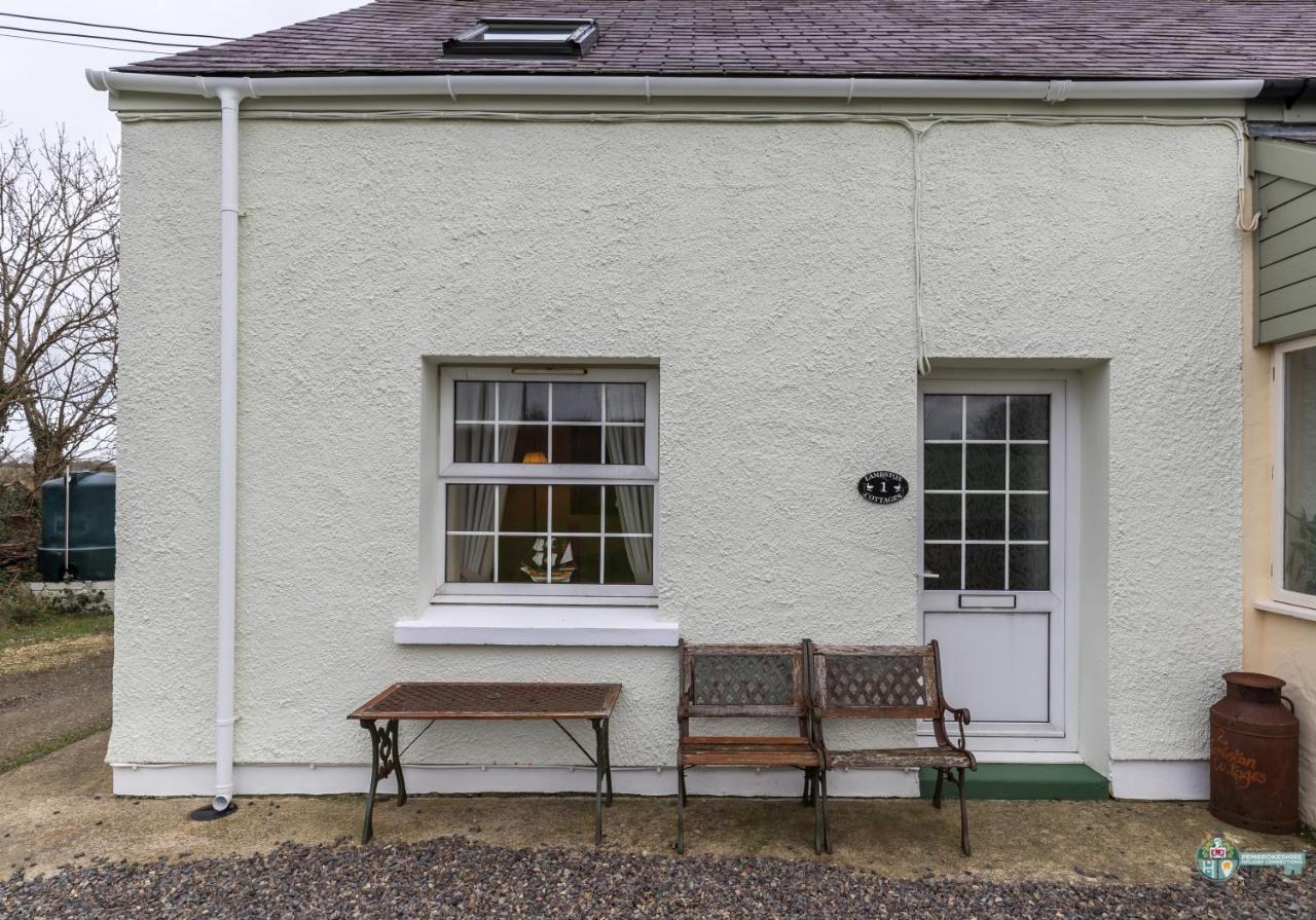 Lambston Cottage - A Pembrokeshire Home Away From Home Pelcomb エクステリア 写真