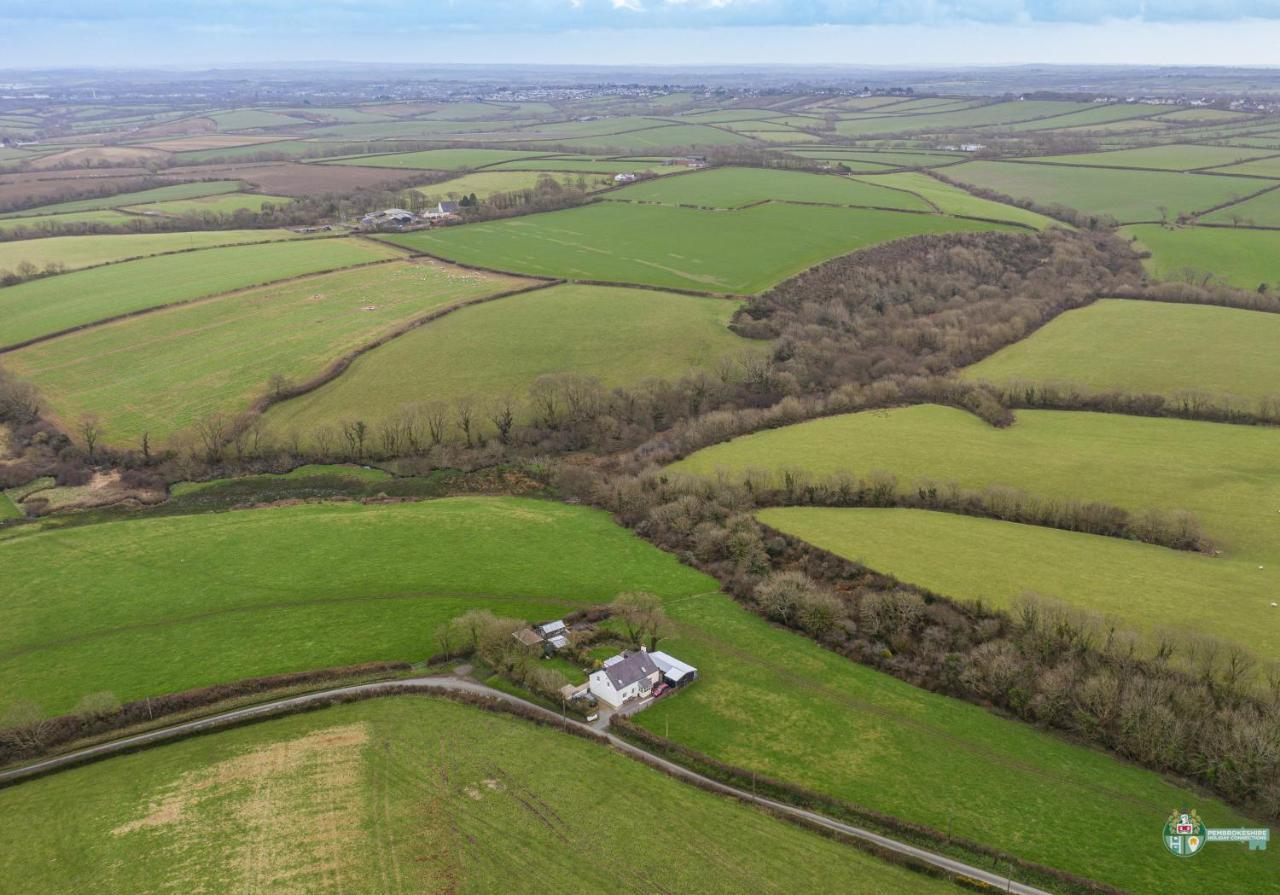 Lambston Cottage - A Pembrokeshire Home Away From Home Pelcomb エクステリア 写真