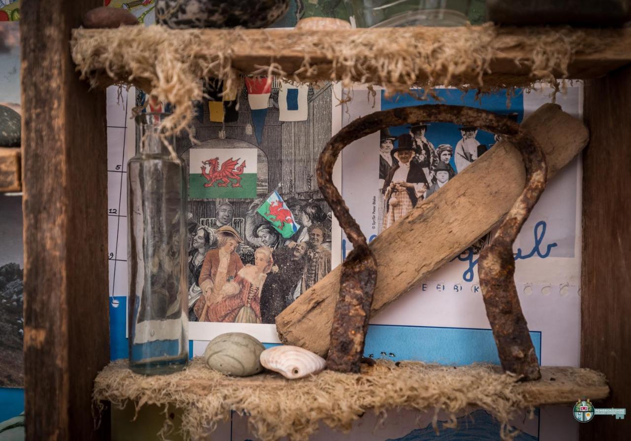 Lambston Cottage - A Pembrokeshire Home Away From Home Pelcomb エクステリア 写真